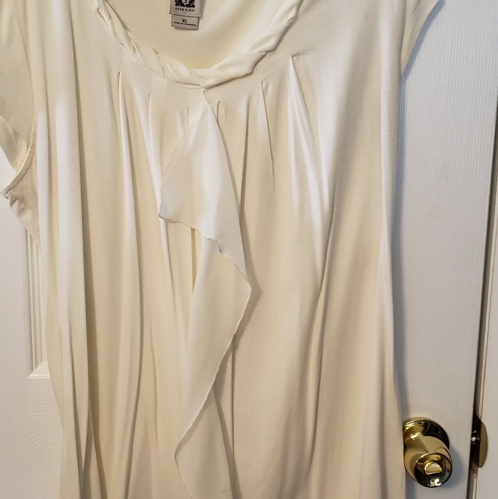 Anne Klein cream shirt